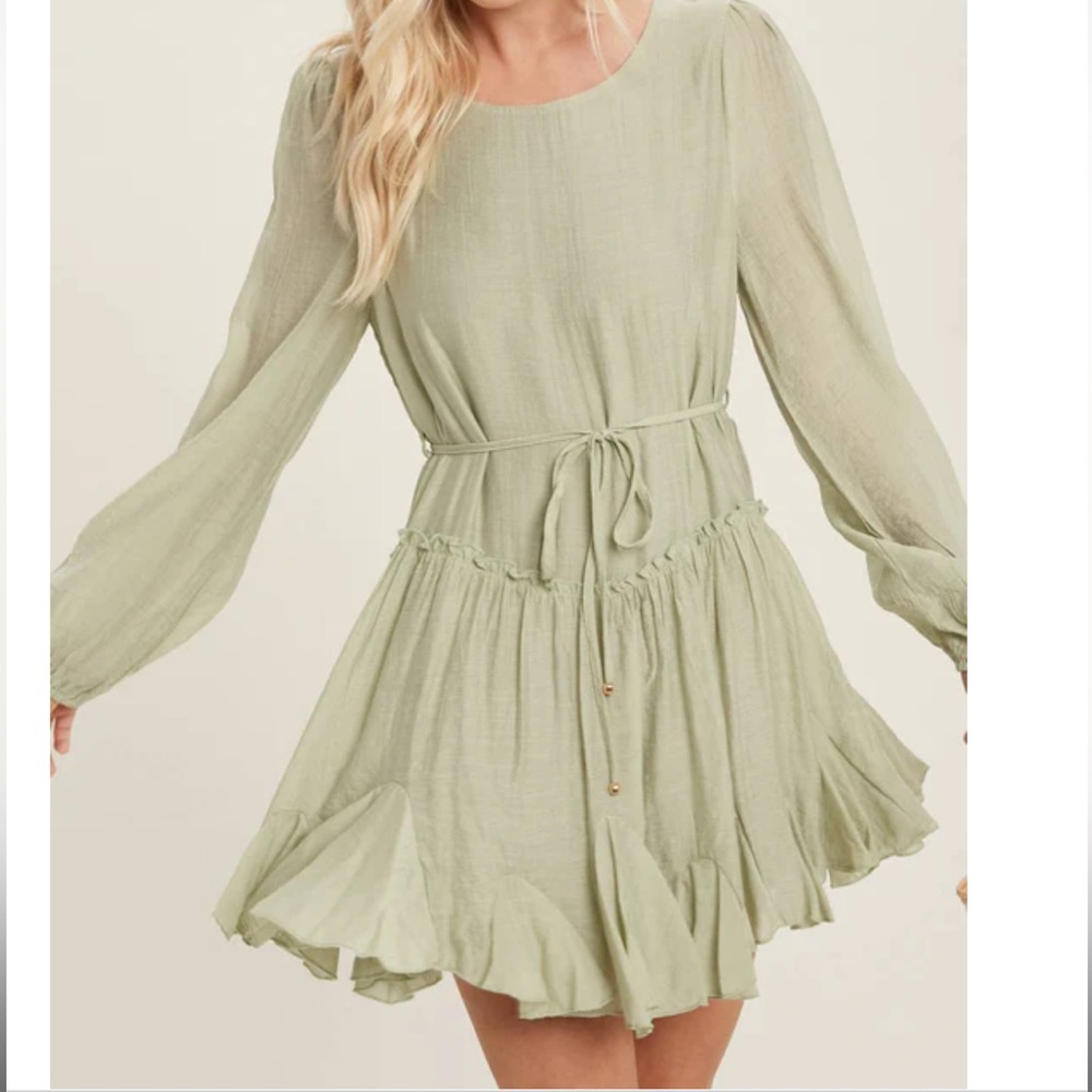 #122 Green Long Sleeve Waist Tie Dress